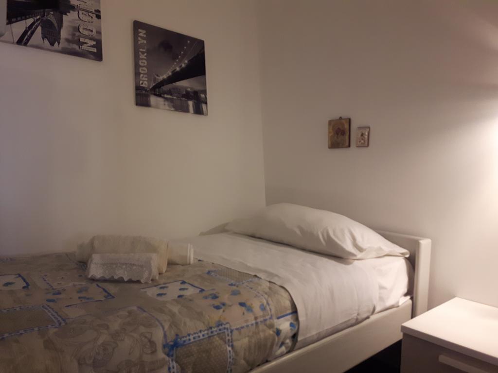 A Un Passo Dal Massimo Apartamento Palermo Exterior foto